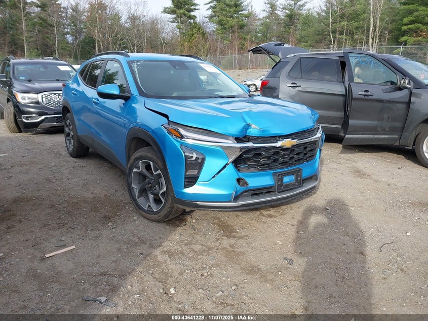 CHEVROLET TRAX FWD LT