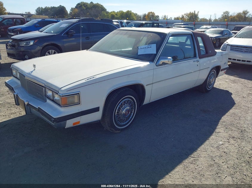 1G6CD4784F4315246 1985 CADILLAC DE VILLE photo no. 2