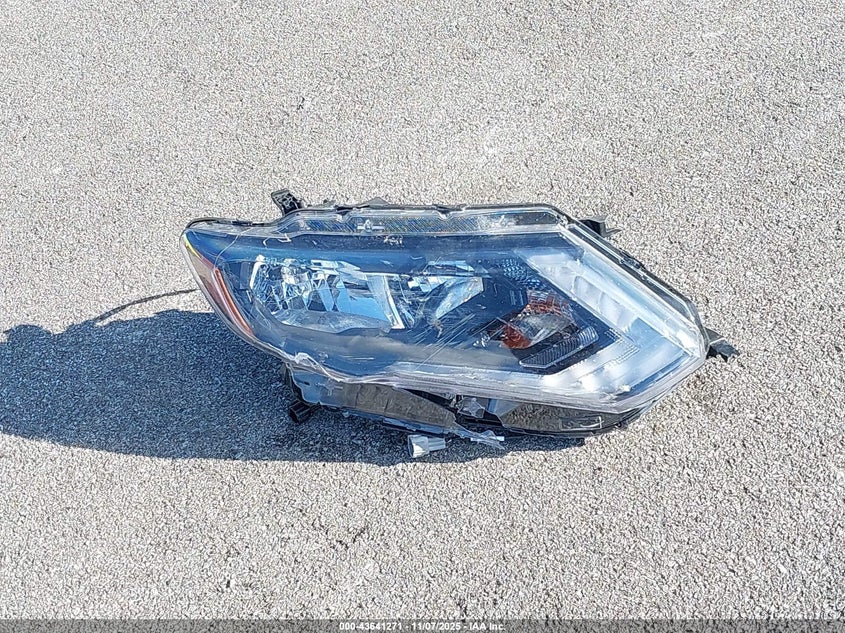 2017 NISSAN ROGUE S/SL/SV - 5N1AT2MV3HC738247