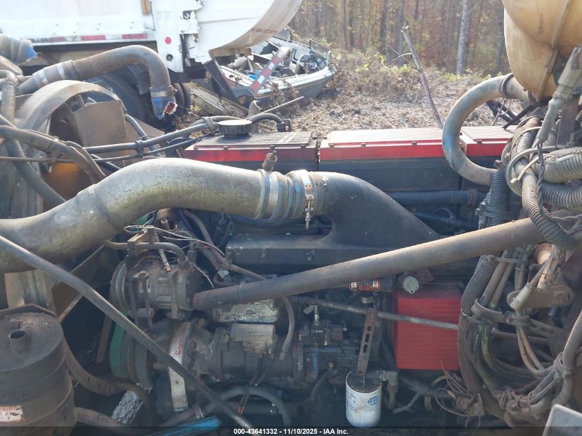 2000 Volvo Acl VIN: 4V5SC2JH6YN521030 Lot: 43641332