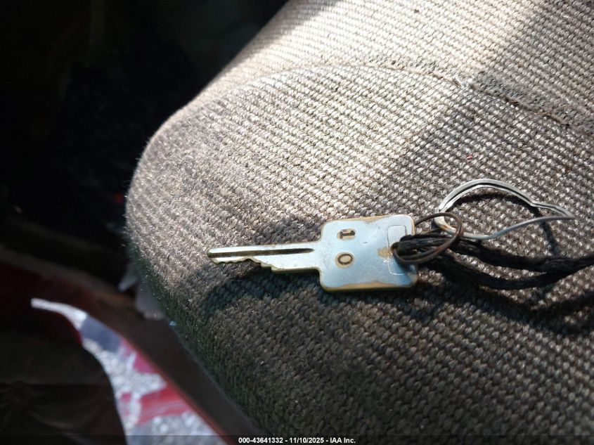 2000 Volvo Acl VIN: 4V5SC2JH6YN521030 Lot: 43641332