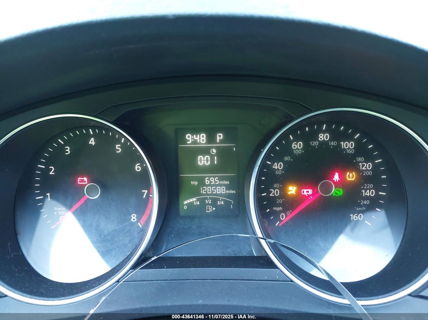 2017 VOLKSWAGEN JETTA - 3VWDB7AJ48M233162