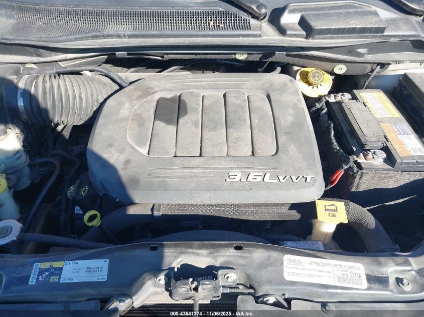 2015 Chrysler Town & Country Touring VIN: 2C4RC1BG5FR698232 Lot: 43641374