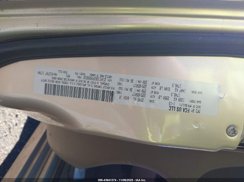 2015 Chrysler Town & Country Touring VIN: 2C4RC1BG5FR698232 Lot: 43641374