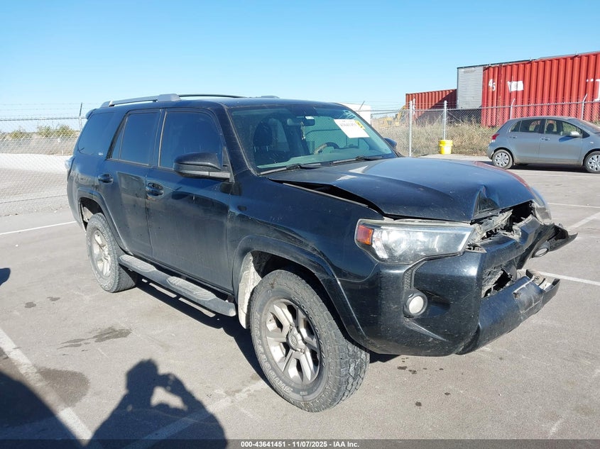 TOYOTA 4RUNNER SR5
