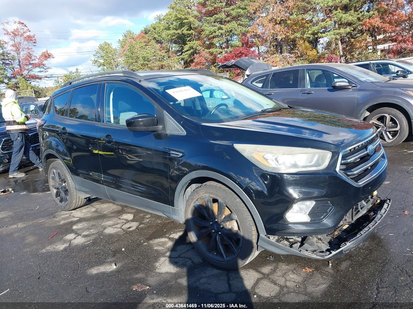 FORD ESCAPE SE