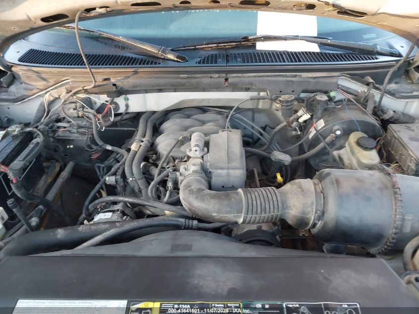 2003 Ford F-150 Xl/Xlt VIN: 1FTRX172X3NA68216 Lot: 43641501