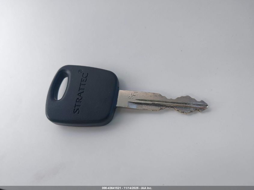 2002 Ford Focus Se VIN: 1FAHP34P62W296686 Lot: 43641521