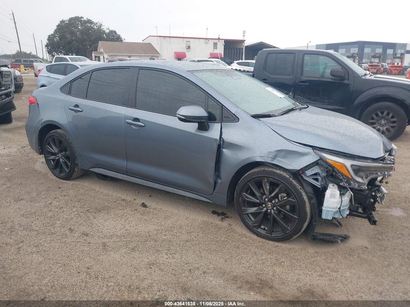 TOYOTA COROLLA HYBRID SE