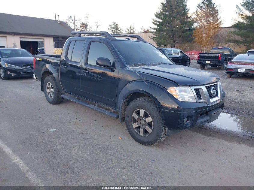 NISSAN FRONTIER PRO-4X
