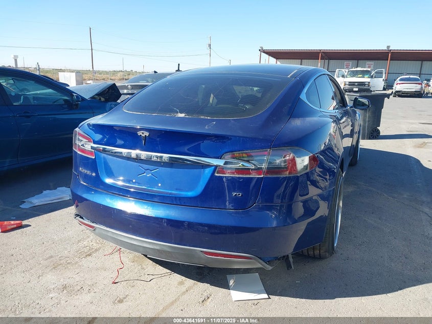2016 Tesla Model S 60/70/75/85 VIN: 5YJSA1E13GF126023 Lot: 43641591