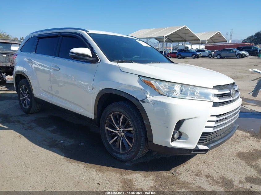 TOYOTA HIGHLANDER XLE