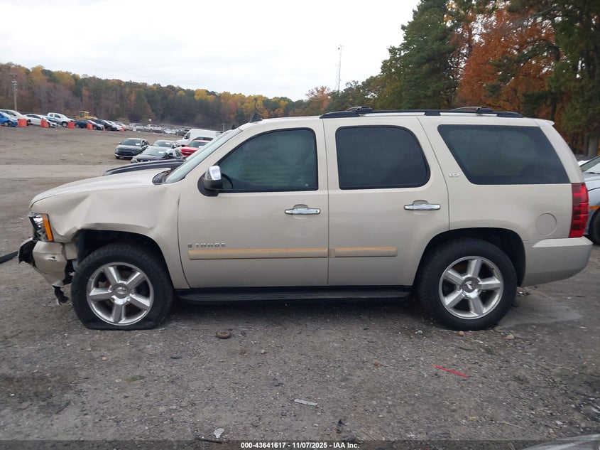 2008 Chevrolet Tahoe C1500 VIN: 1GNFC13J18R258294 Lot: 43641617