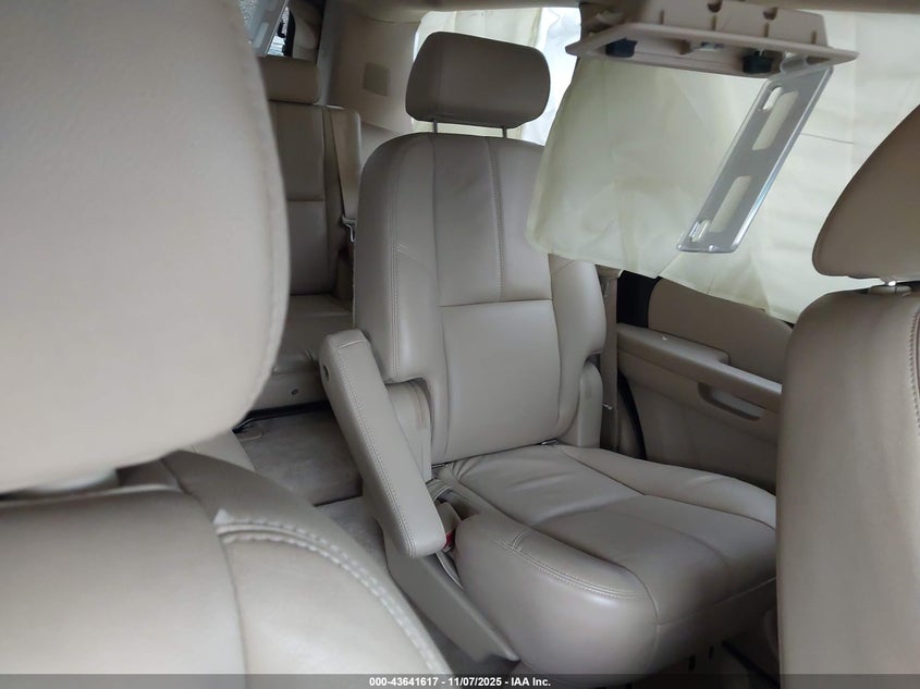 2008 Chevrolet Tahoe C1500 VIN: 1GNFC13J18R258294 Lot: 43641617