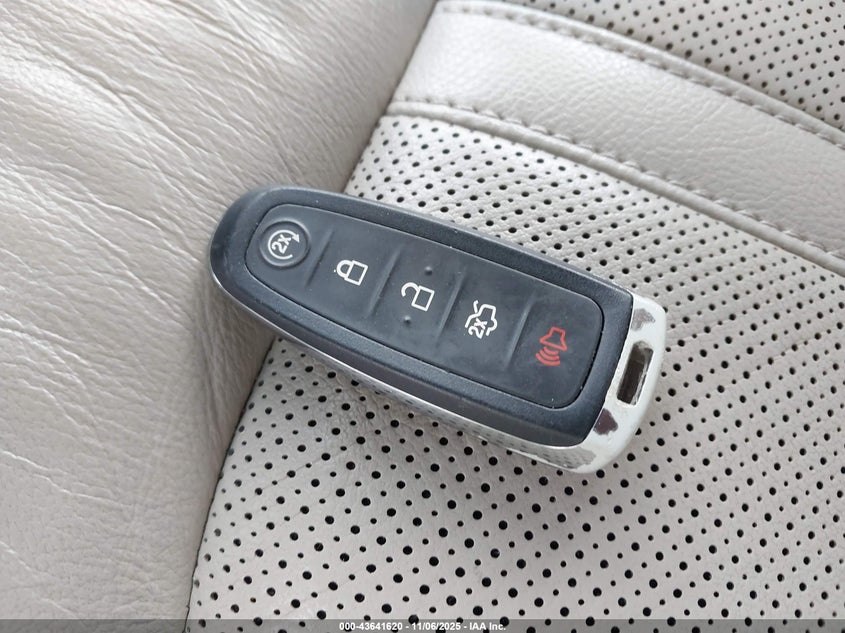 2013 LINCOLN MKX 2LMDJ8JK6DBL29450