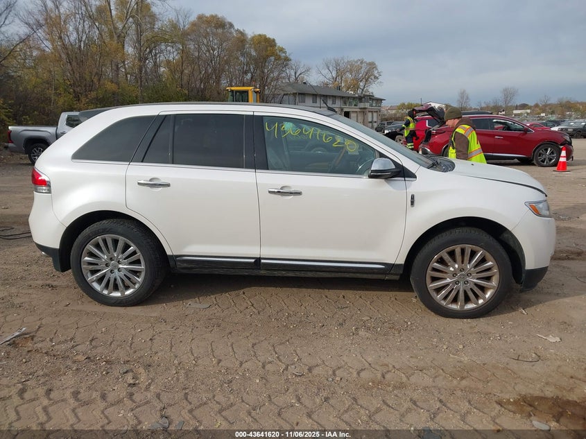 2013 LINCOLN MKX 2LMDJ8JK6DBL29450