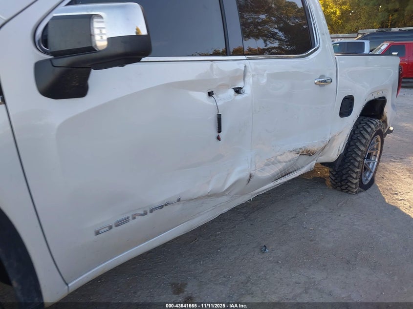 2022 GMC Sierra 1500 4Wd Short Box Denali/4Wd Short Box Denali Ultimate/4Wd Standard Box Denali VIN: 1GTUUGEL4NZ540049 Lot: 43641665