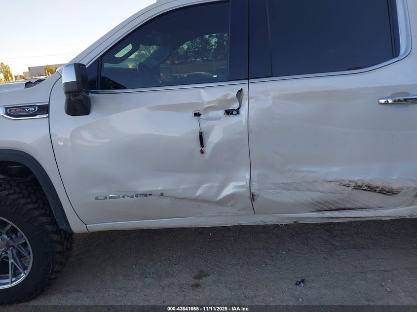 2022 GMC Sierra 1500 4Wd Short Box Denali/4Wd Short Box Denali Ultimate/4Wd Standard Box Denali VIN: 1GTUUGEL4NZ540049 Lot: 43641665