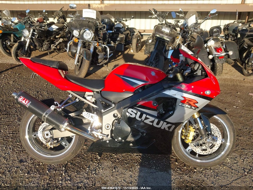 2005 Suzuki Gsx-R600 K VIN: JS1GN7CA152114043 Lot: 43641670