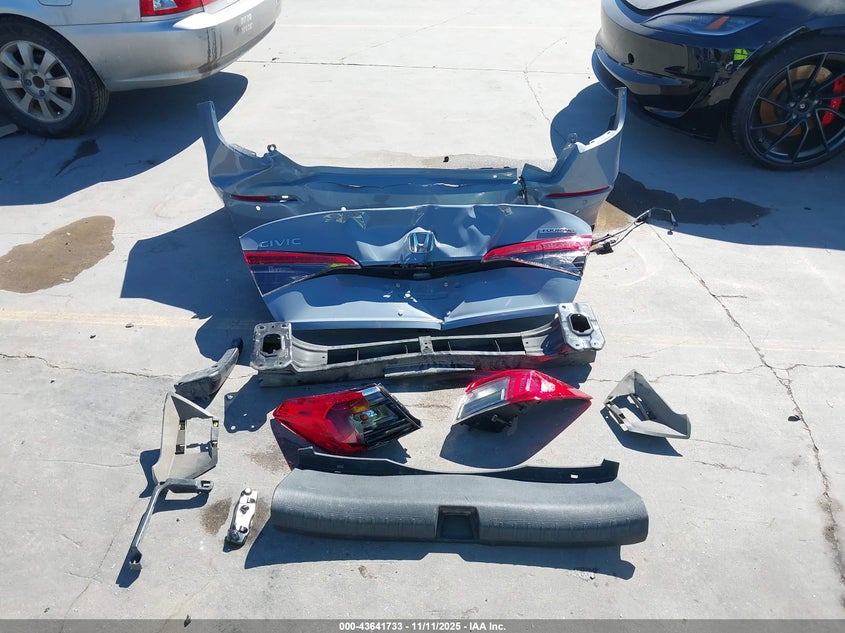 2024 HONDA CIVIC TOURING 2HGFE1F98RH313699