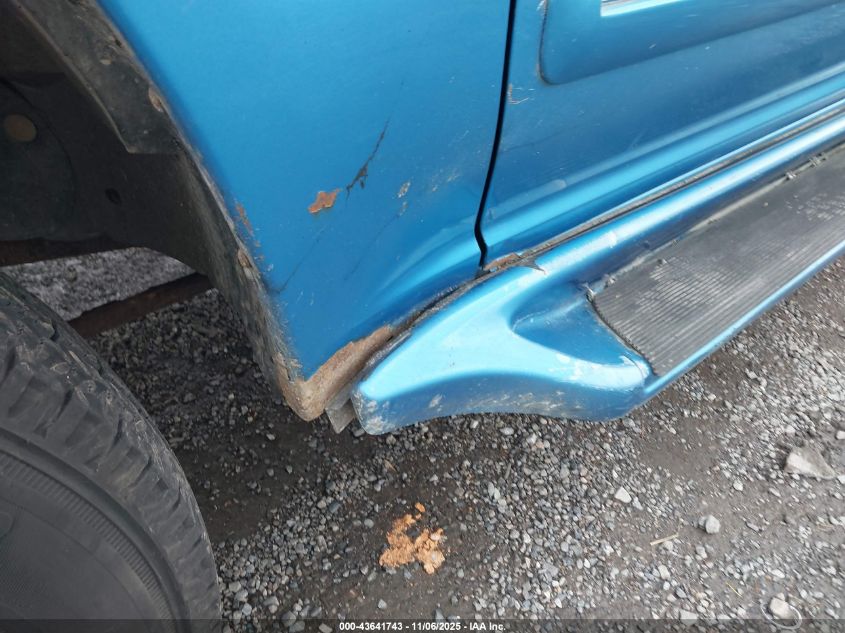 1996 Ford Explorer VIN: 1FMDU35P5TUC60089 Lot: 43641743