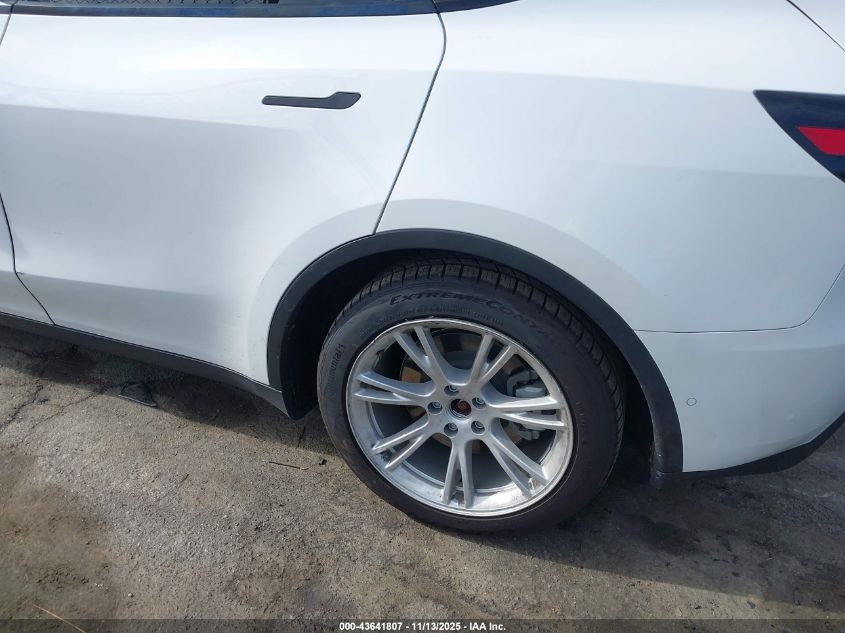 2021 Tesla Model Y Long Range Dual Motor All-Wheel Drive VIN: 5YJYGDEE8MF264472 Lot: 43641807