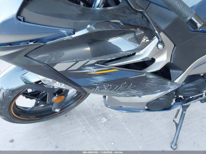 2023 Kawasaki Ex400 VIN: JKAEXKG11PDAM0258 Lot: 43641832