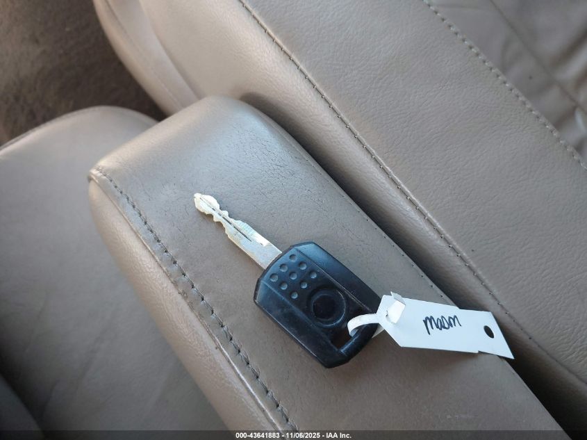 2005 Mercury Grand Marquis Ls/Lse VIN: 2MEFM75W75X650651 Lot: 43641883