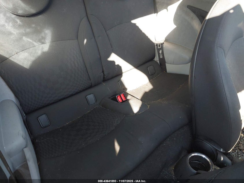 2007 Mini Cooper S VIN: WMWMF73537TL84779 Lot: 43641893