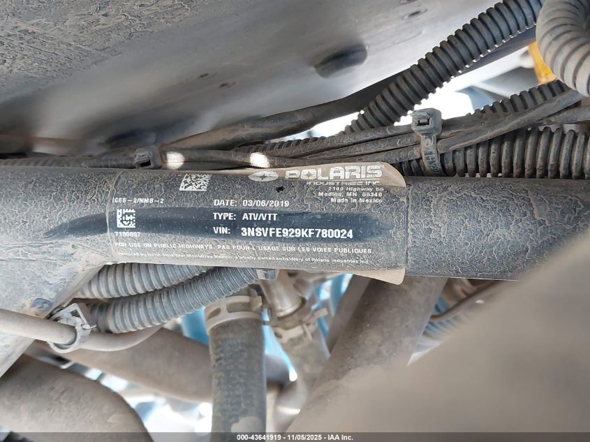2019 Polaris Rzr Xp 4 Turbo Eps VIN: 3NSVFE929KF780024 Lot: 43641919