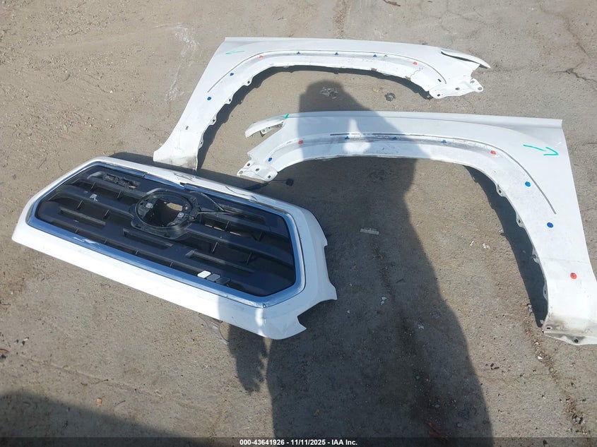 2019 TOYOTA TACOMA SR5 - 3TMBZ5DN3KM020115