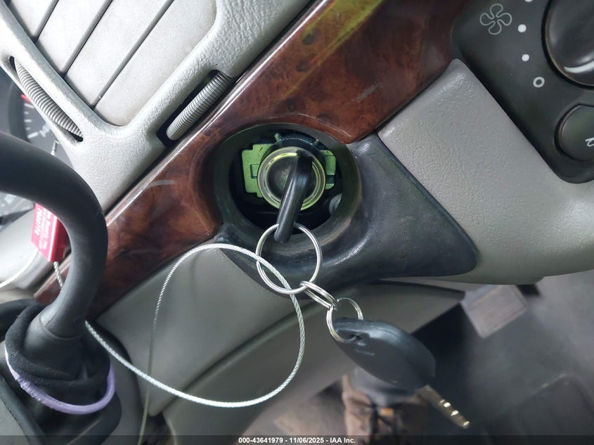 2004 Chevrolet Impala VIN: 2G1WF52E549382092 Lot: 43641979