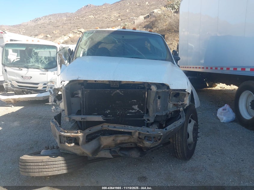 2005 Ford F-450 Lariat/Xl/Xlt VIN: 1FDXW46Y95EA39791 Lot: 43641985