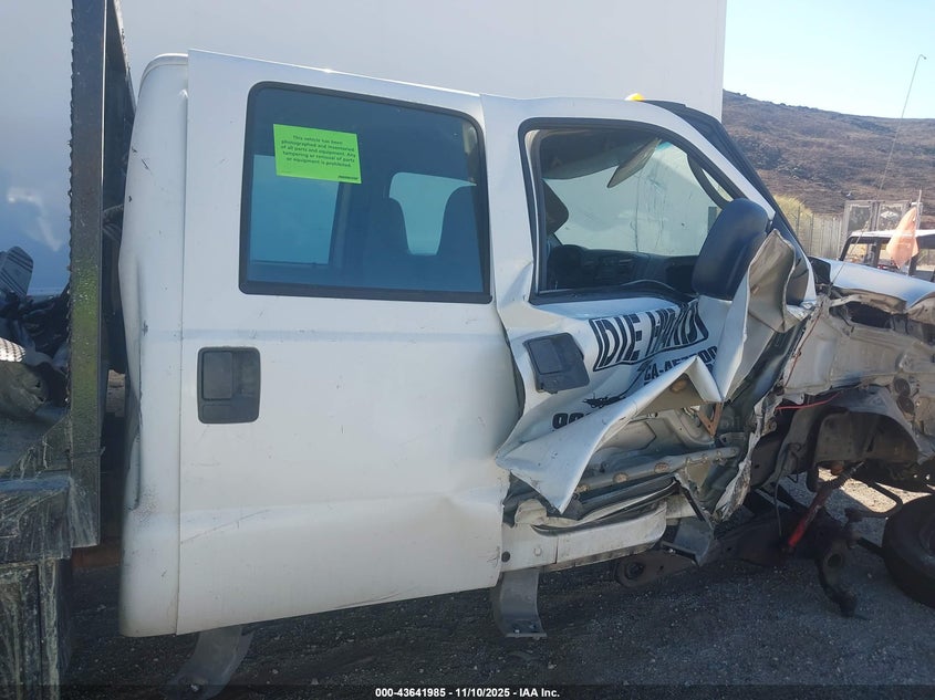 2005 Ford F-450 Lariat/Xl/Xlt VIN: 1FDXW46Y95EA39791 Lot: 43641985