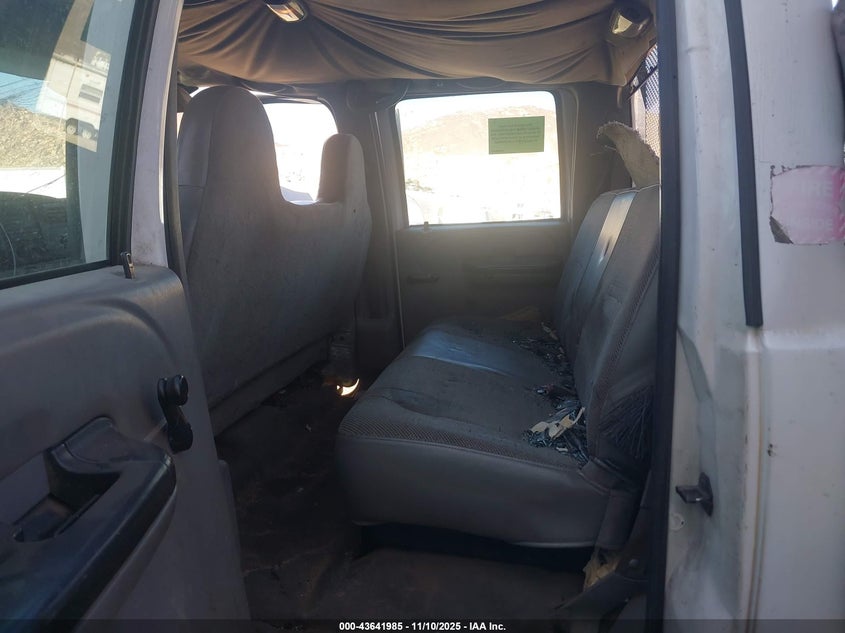 2005 Ford F-450 Lariat/Xl/Xlt VIN: 1FDXW46Y95EA39791 Lot: 43641985