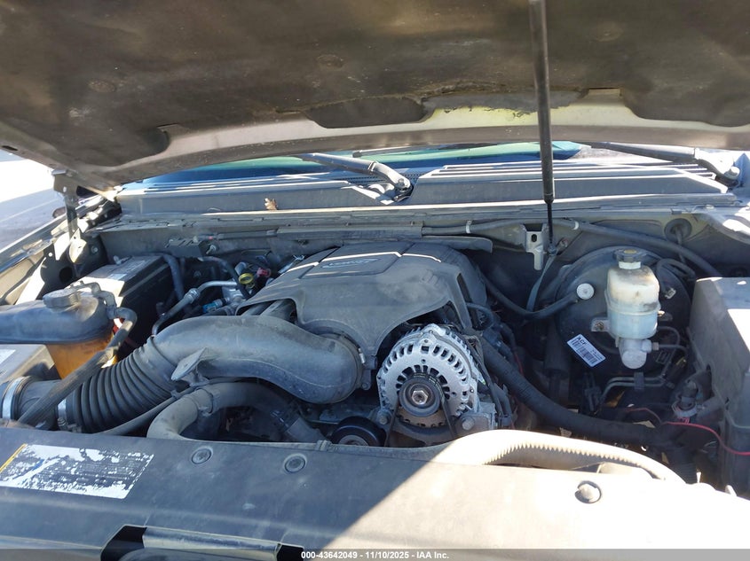 2007 GMC Yukon Slt VIN: 1GKFC13J77R240247 Lot: 43642049