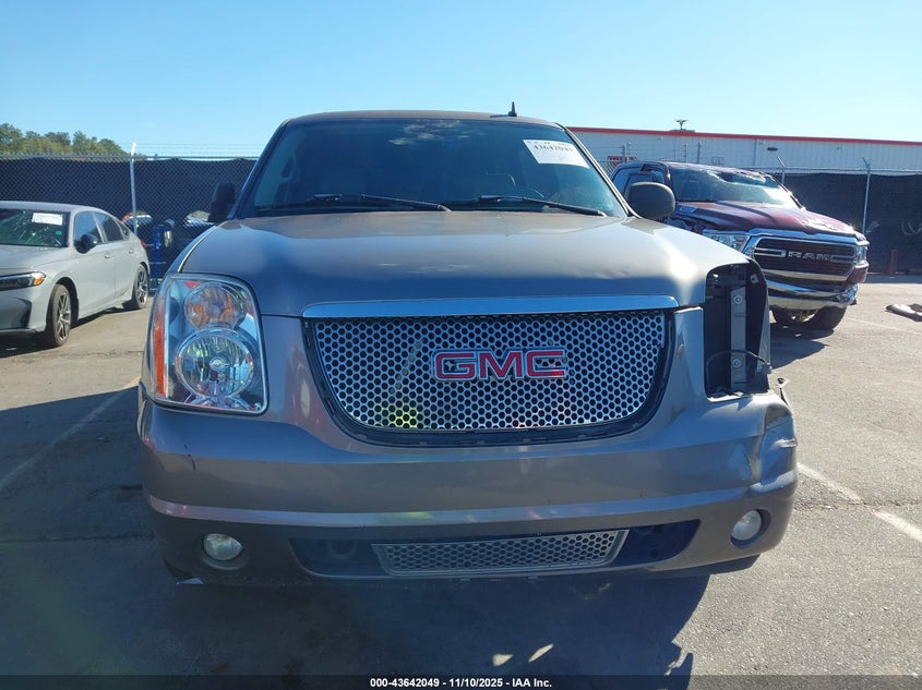 2007 GMC Yukon Slt VIN: 1GKFC13J77R240247 Lot: 43642049