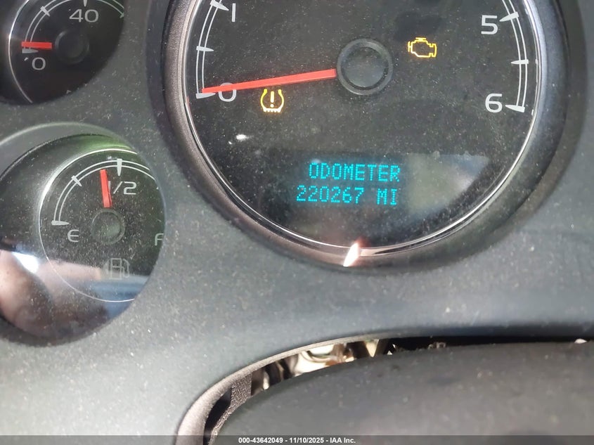 2007 GMC Yukon Slt VIN: 1GKFC13J77R240247 Lot: 43642049