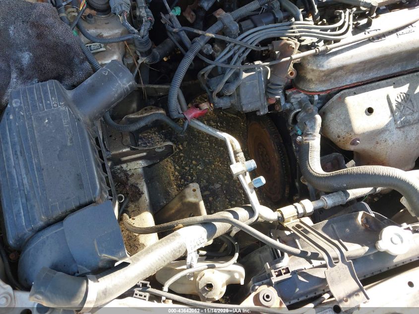 1995 Honda Accord Lx VIN: 1HGCD7138SA004086 Lot: 43642052