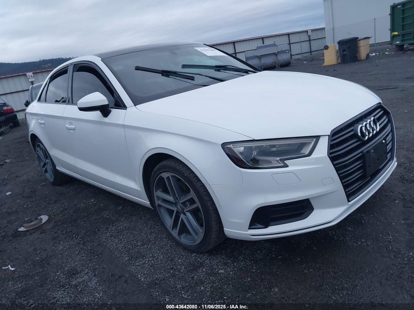 AUDI A3 PREMIUM 40 TFSI FRONT-WHEEL DRIVE S TRONIC