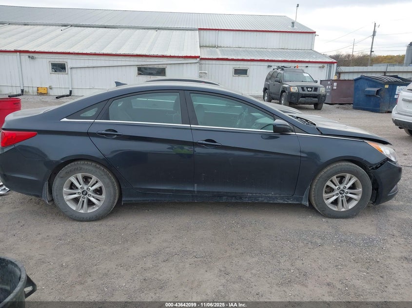 2013 HYUNDAI SONATA GLS - 5NPEB4AC6DH770647