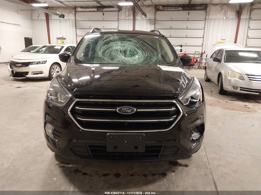 2018 FORD ESCAPE SE - 1FMCU9GDXJUC29175