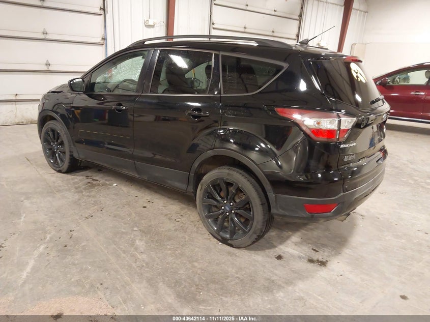 2018 FORD ESCAPE SE - 1FMCU9GDXJUC29175