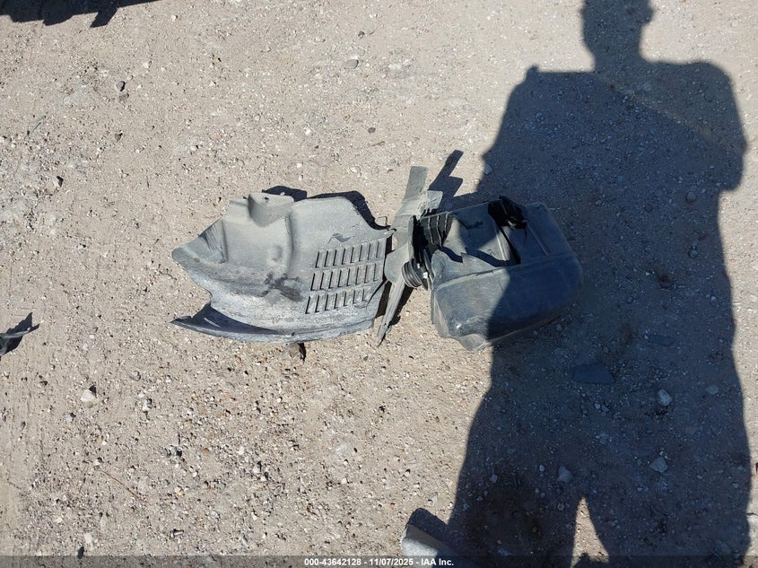 2009 Kia Optima Lx VIN: KNAGE228195294942 Lot: 43642128