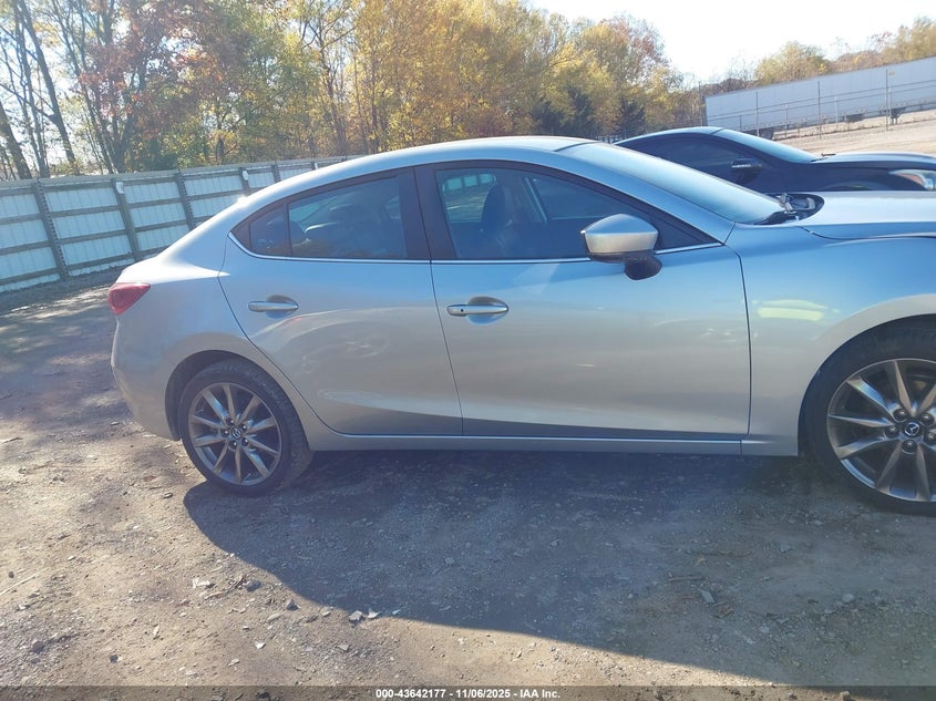 3MZBN1V37JM164215 2018 MAZDA 3 photo no. 13