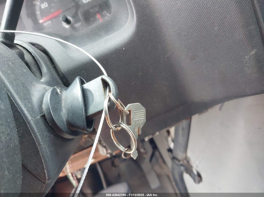 2014 Ford E-350 Super Duty Commercial VIN: 1FTSS3EL2EDA27322 Lot: 43642194