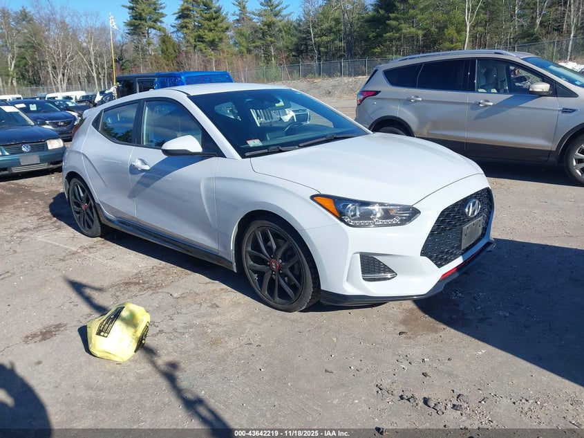 HYUNDAI VELOSTER TURBO R-SPEC
