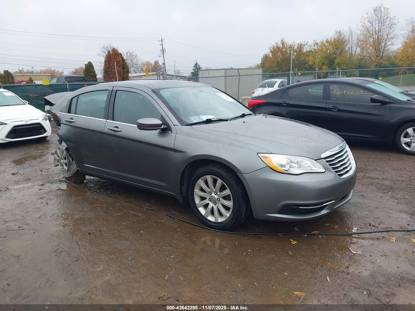 2013 CHRYSLER 200 - 1C3CCBB8XDN602176