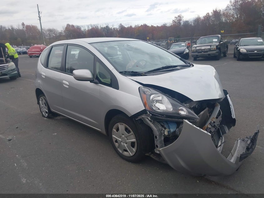 2013 HONDA FIT - JHMGE8G30DC073855
