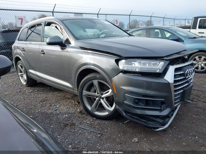 AUDI Q7 55 PREMIUM